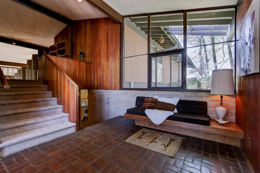 Mid-century Home by Bruce McCarty is pure strength - Mid Century Home Mid-century Home by Bruce McCarty is pure strength - Mid Century Home