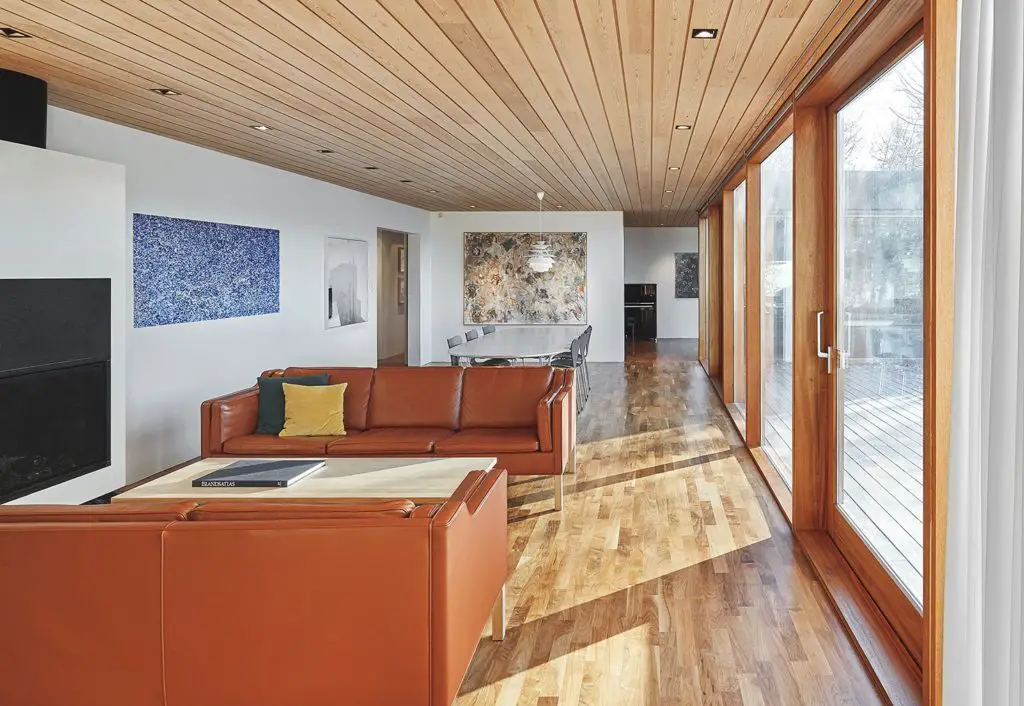 Midcentury home renovation in Iceland - Guðmundur Kr. Kristinsso - living room