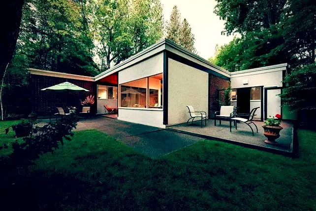 mid-century modern architecture in spokane - ferris house