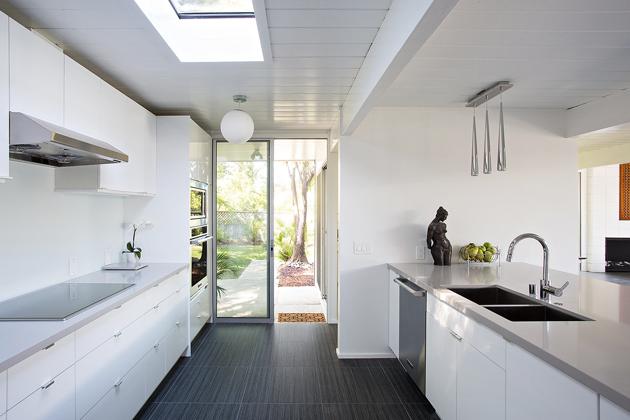 Eichler home remodel - Double Gable - klopf architecture - kitchen