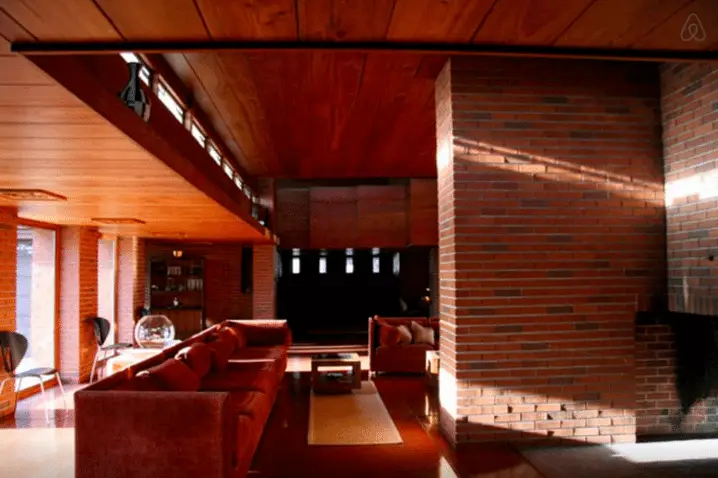 Frank lloyd wright - schwartz house - living room