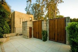frank lloyd wright - la miniatura - entrance