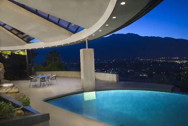 john lautner - elrod house - pool