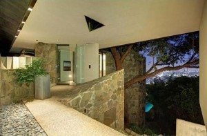 john lautner - wolff residence - entrance