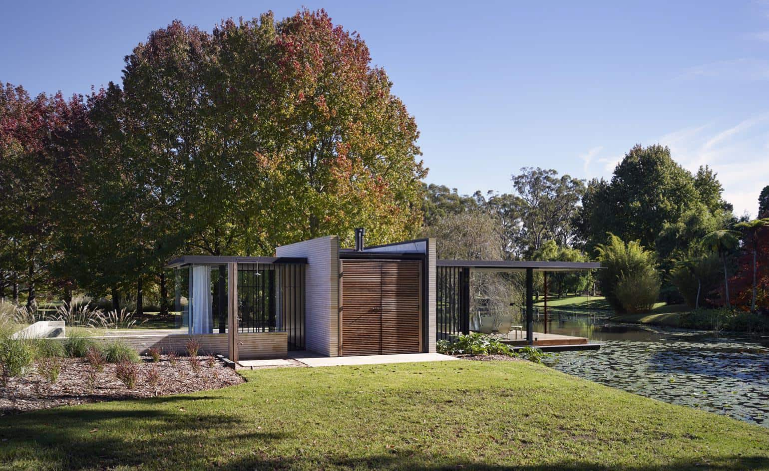 modern glass house australia Wirra Willa Pavilion