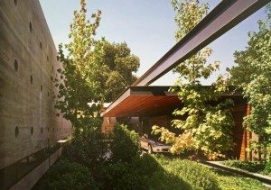 modernist house - chile - casa viejo - mathias klotz - exterior