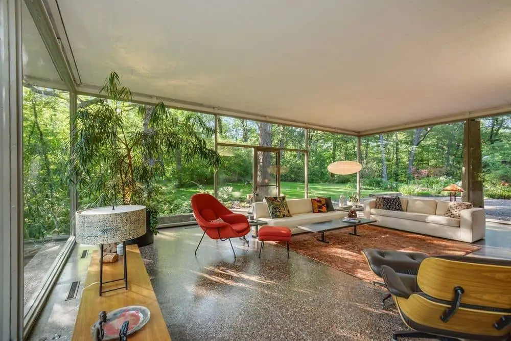 Davis Rockwell glass House - living