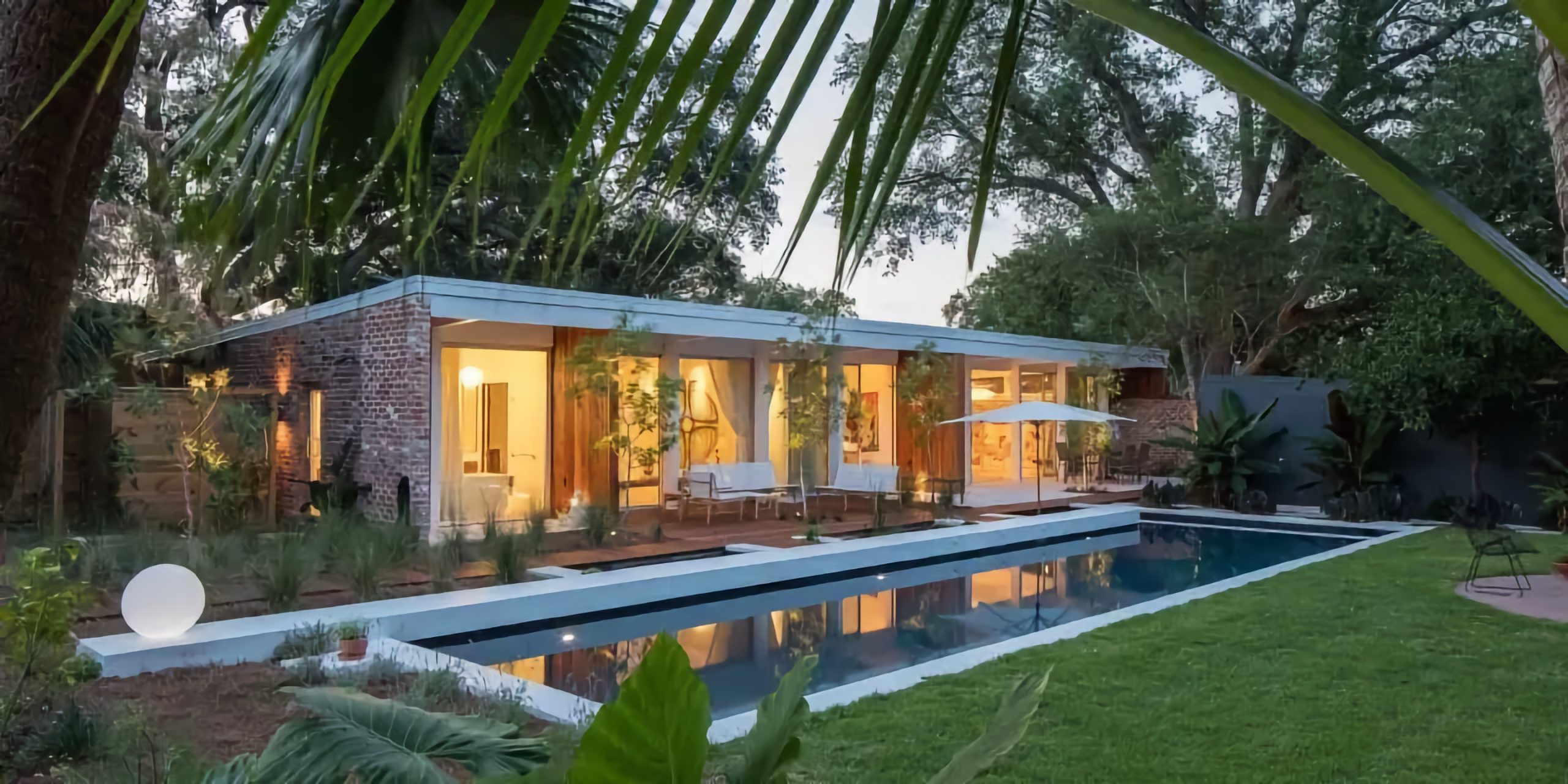 mid-century modern renovation in New Orleans - exterior