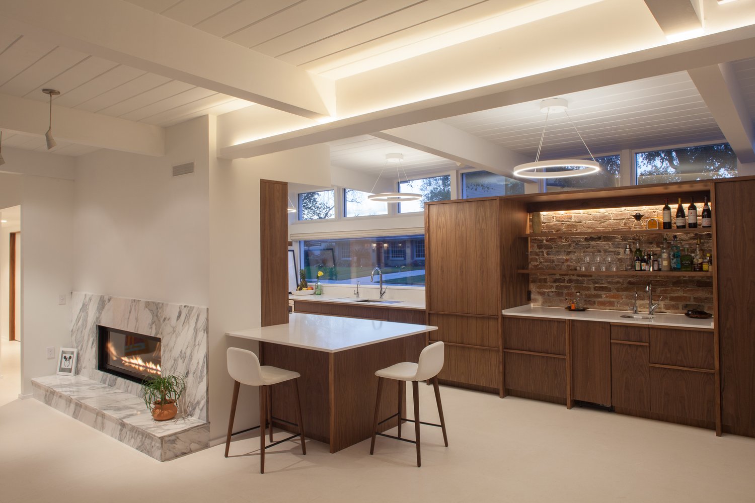 mid-century modern renovation in New Orleans - kitchen