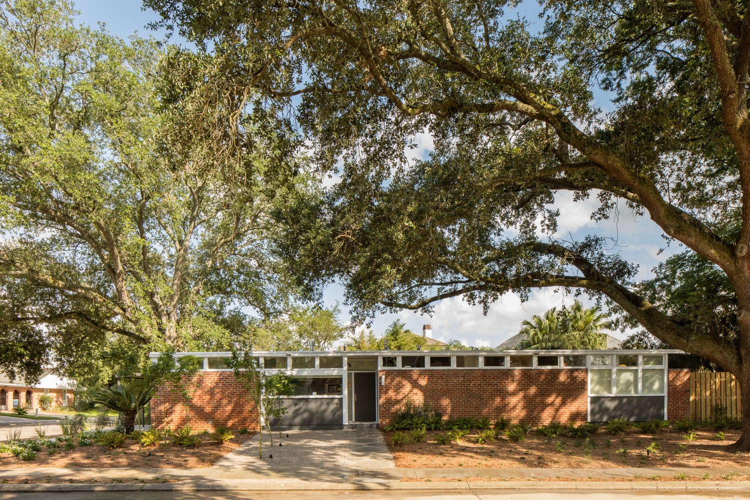mid-century modern renovation in New Orleans - exterior