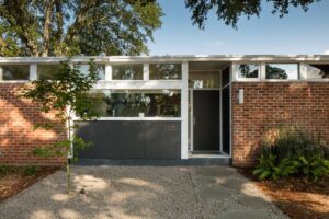 mid-century modern renovation in New Orleans - exterior
