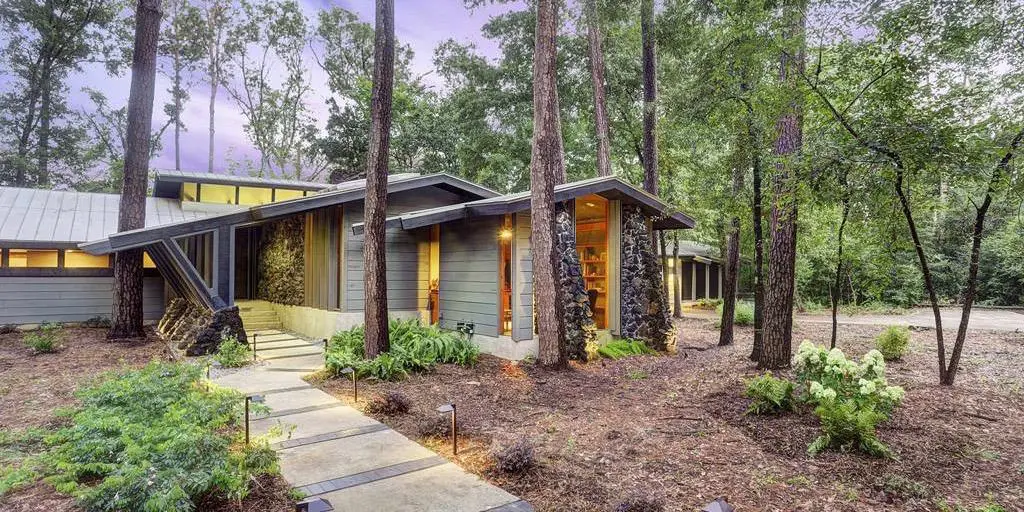 mid century houston Hollow Glen Lane
