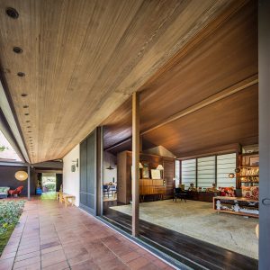 The Goodsill Residence Darren Bradley Hawaii modernism patio living daylight
