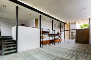 Mid century House in Highland Park living room