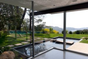 Richard Neutra Singleton Residence interior view pond