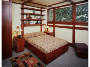 frank lloyd wright - penfield house - bedroom