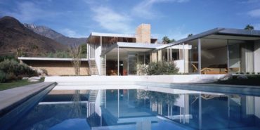 richard neutra kaufmann house pool