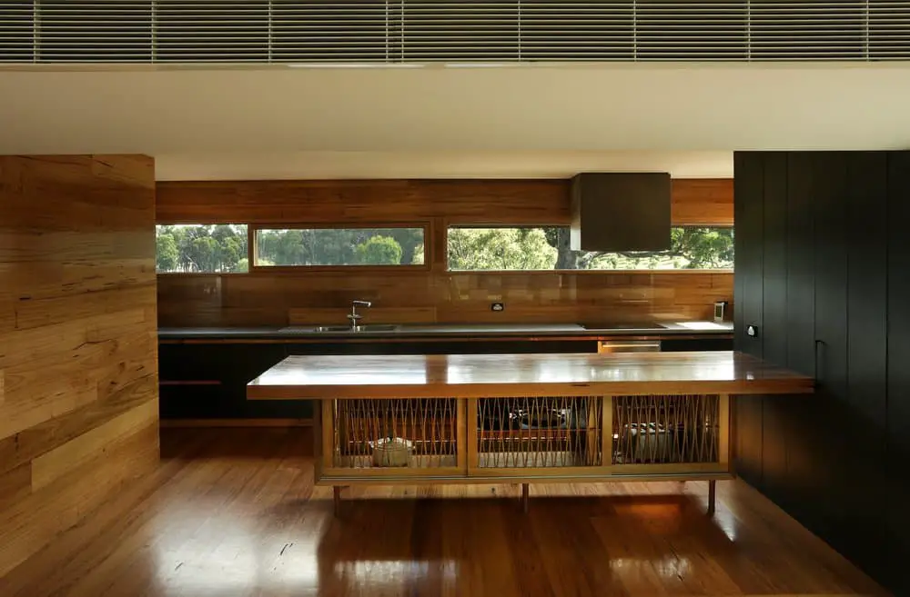 seeley architects - lauriston australian modern house - kitchen