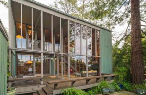 mid-century house california by Roger Lee