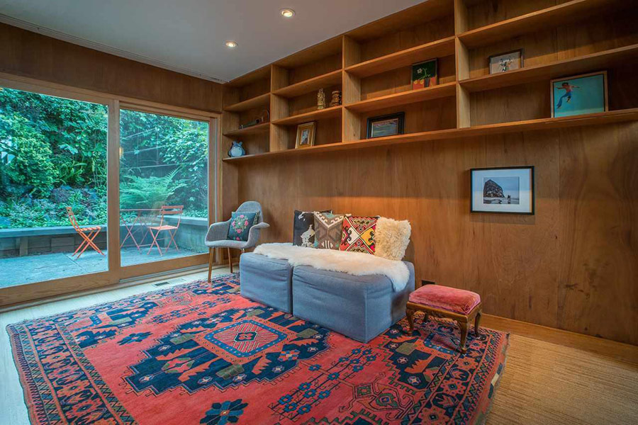 Mid-century home by Roger Lee interior 