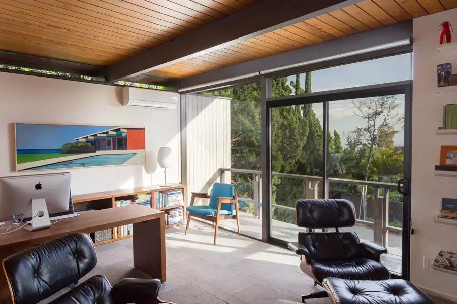 mid-century house by Thomas A. Dismukes in Pasadena studio