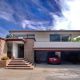 mid century house Max-Bubeck-Residence entrance
