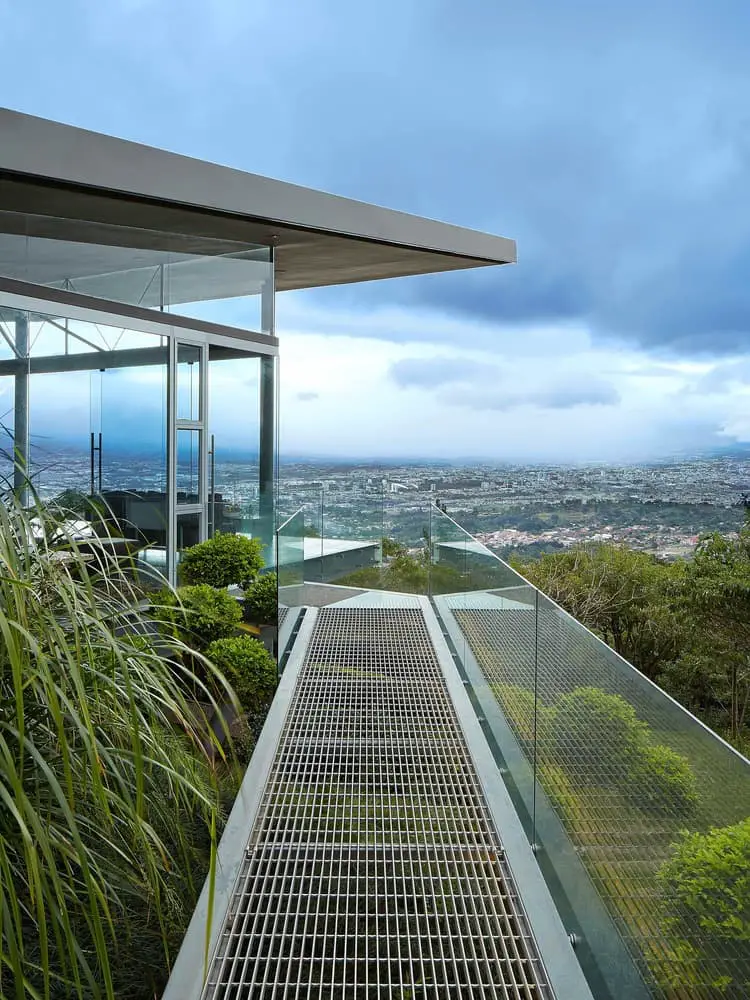 modernist house - costa rica - Cañas Arquitectos - exterior