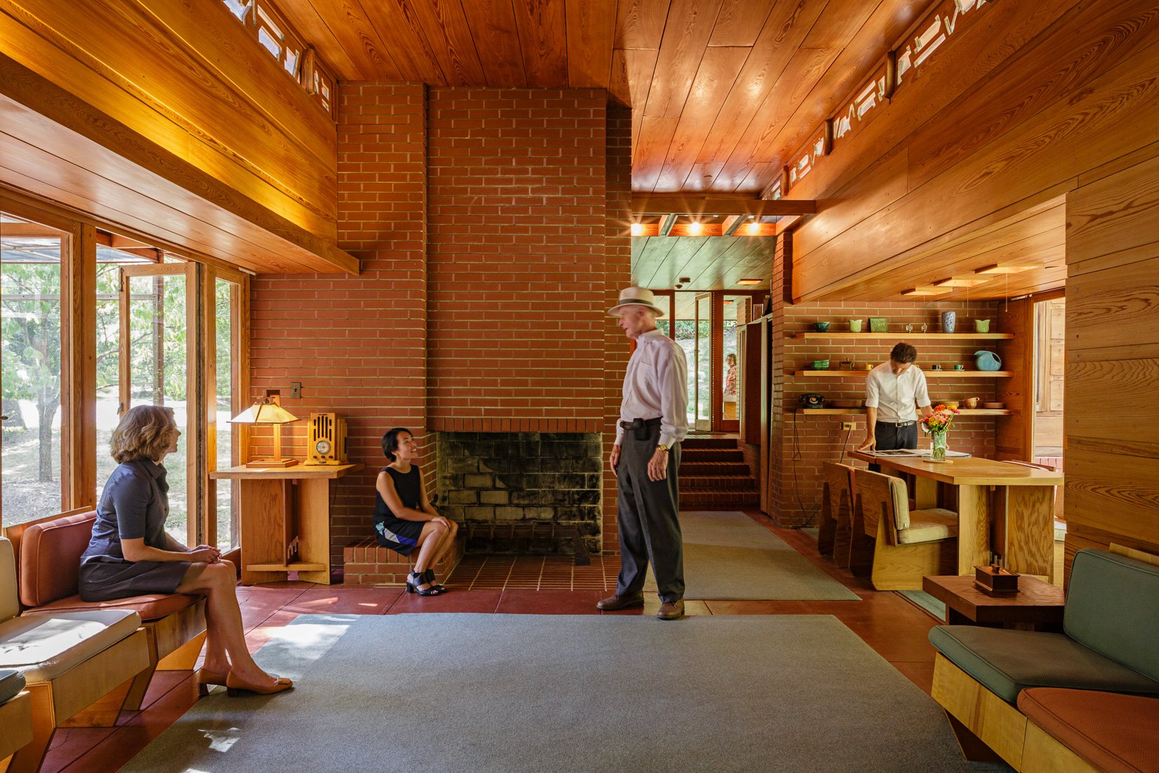 Frank Lloyd Wright Pope Leighey house - living room