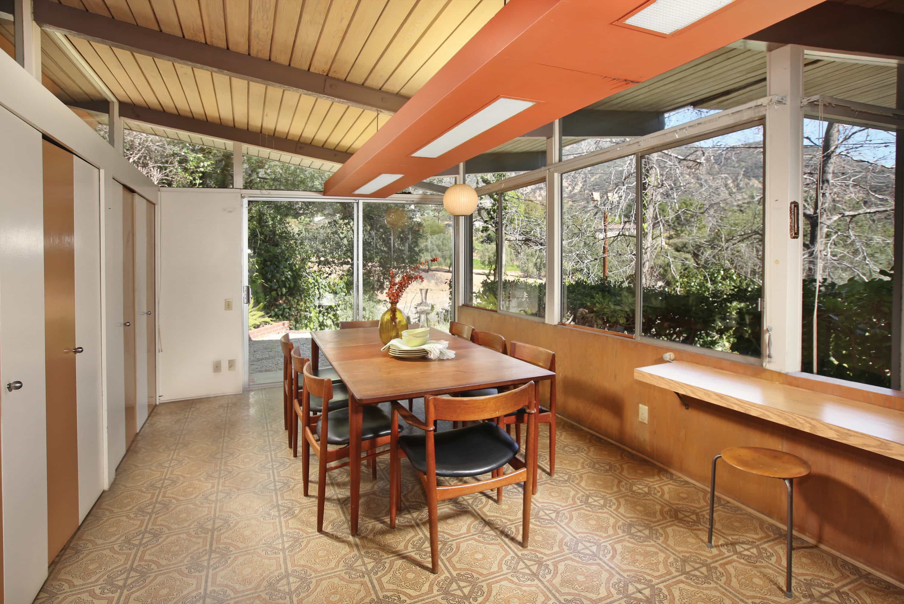 Kemper Nomland Jr mid-century House in Altadena - dining area