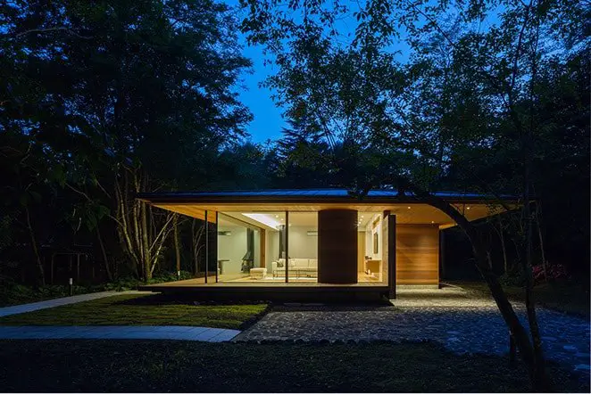 japanese modernist house - Kidosaki Architects - Yokouchi Residence - exterior night