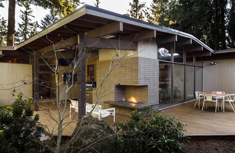 Eichler inspired Mid-Century House in Portland - exterior