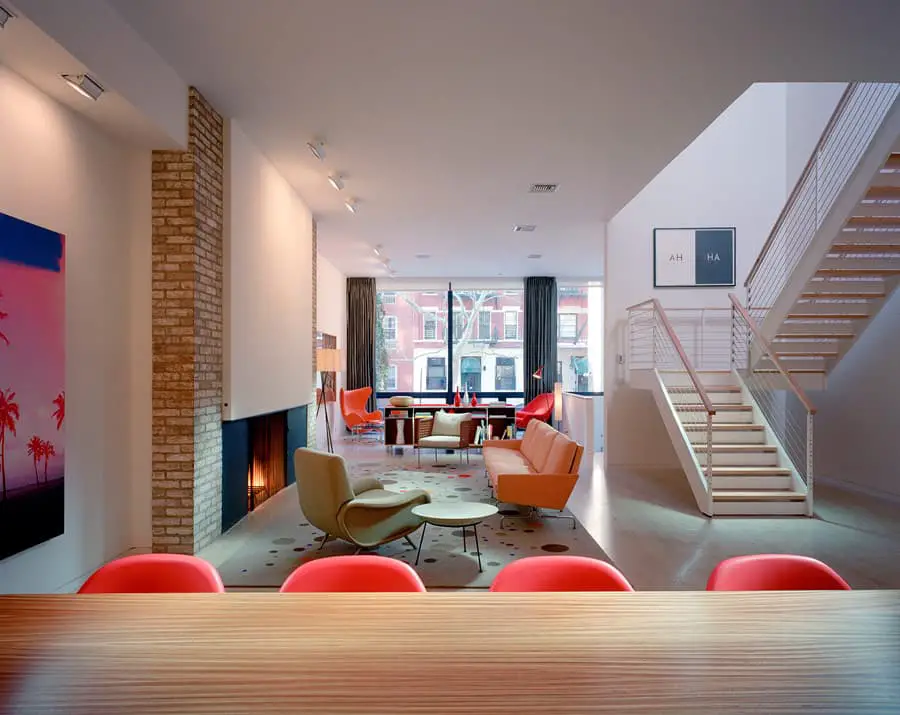 New York modernist Townhouse by Alexander Gorlin - living room