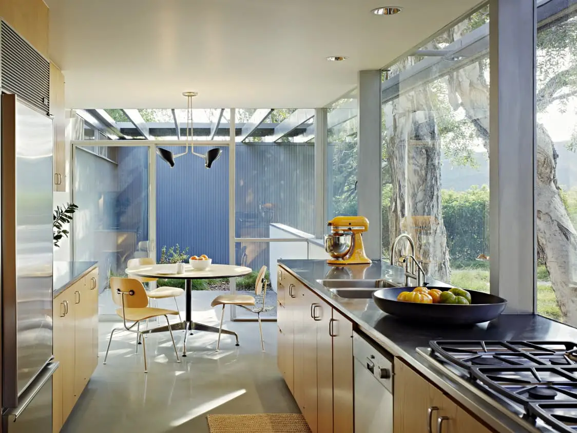 Richard Neutra Clarck House - kitchen