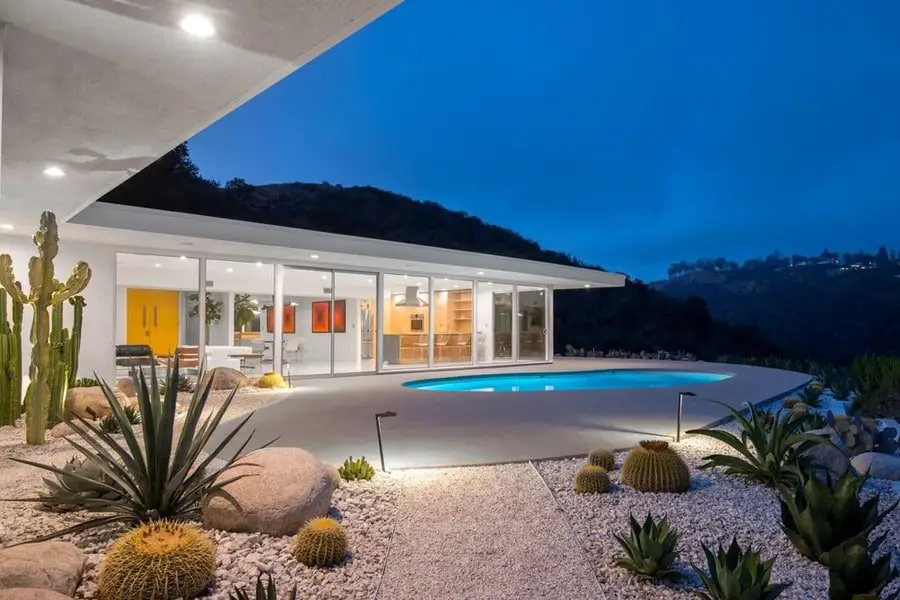 Mid-century Bel Air by Robert L Earll - exterior night