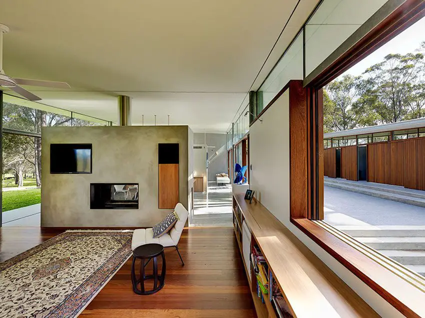 Contemporary House Fergus Scott Architects - living