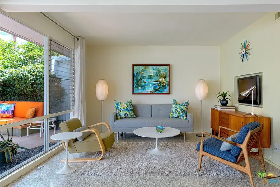 Barry Berkus mid-century house Palm Springs - living