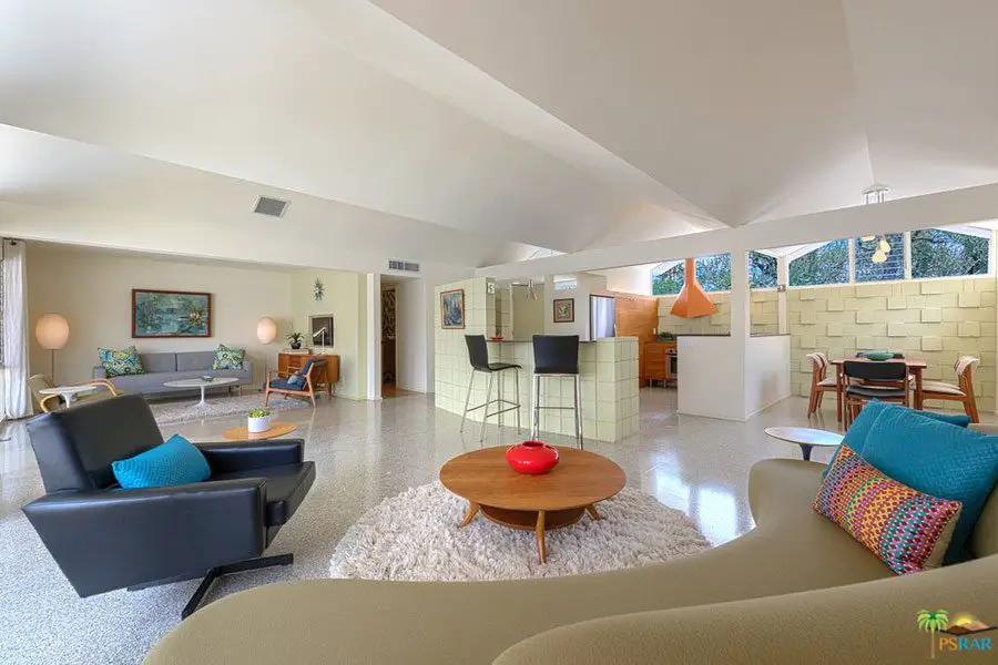 Barry Berkus mid-century house Palm Springs - living