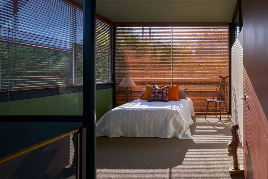 Mid-century House New South Wales - bedroom