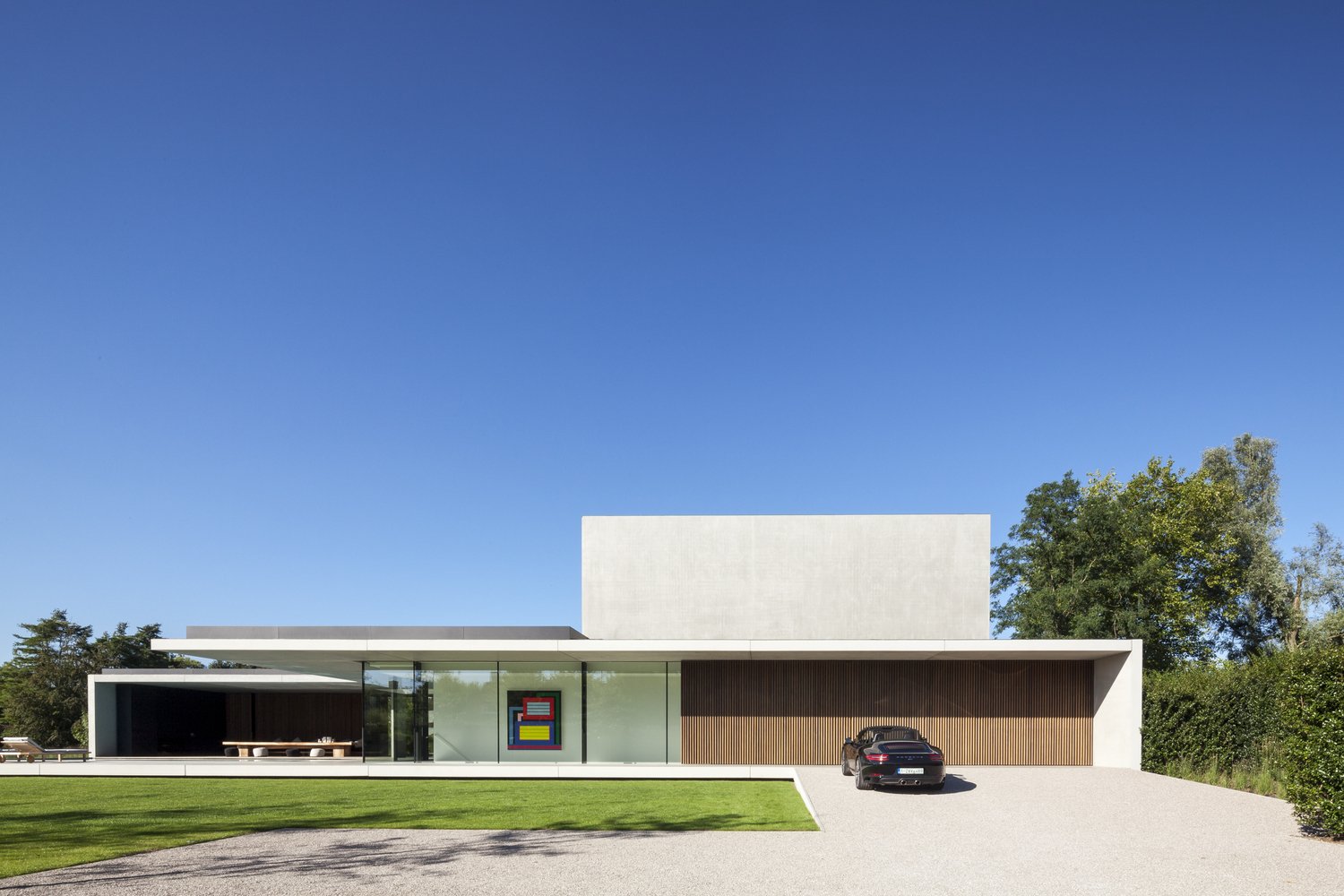 modern house Govaert & Vanhoutte - front