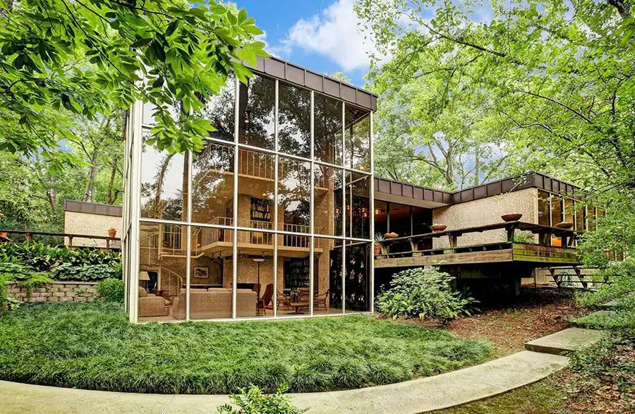 Iconic Mid Century In Houston - front