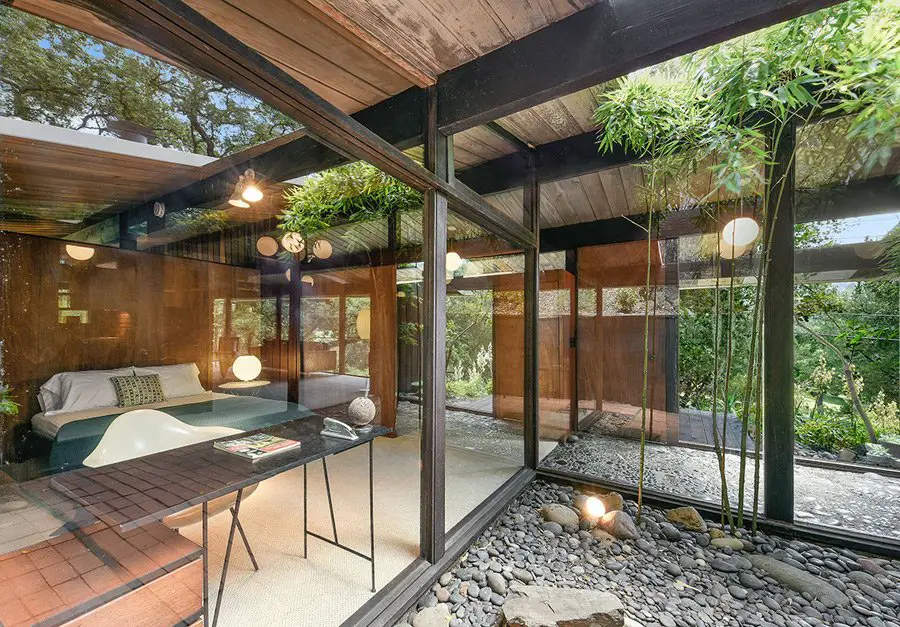 Mid Century Home in California by Roger Lee - bedroom