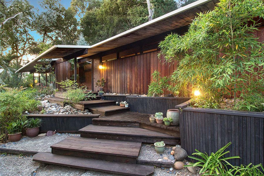 Mid Century Home in California by Roger Lee - exterior