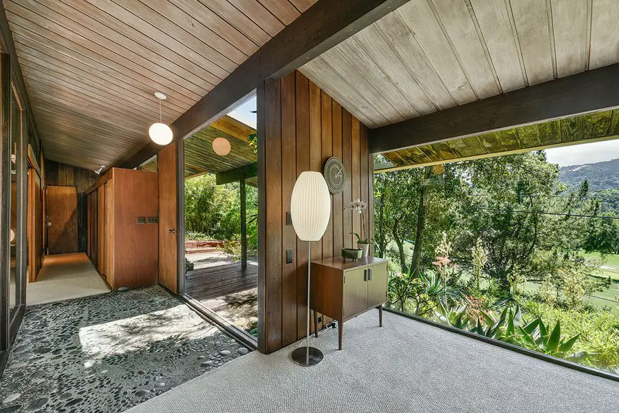 Mid Century Home in California by Roger Lee - entrance