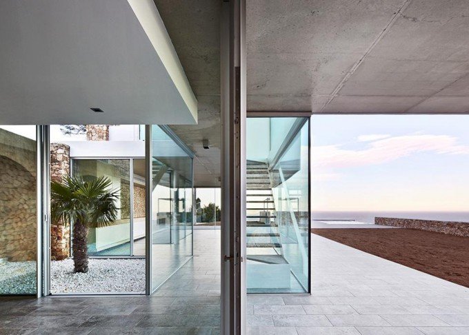 modernist villa costa brava - outside