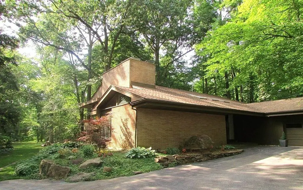 mid-century house renovation - exterior