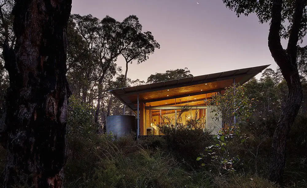 Contemporary Bush House - Australia - Archterra Architects - exterior