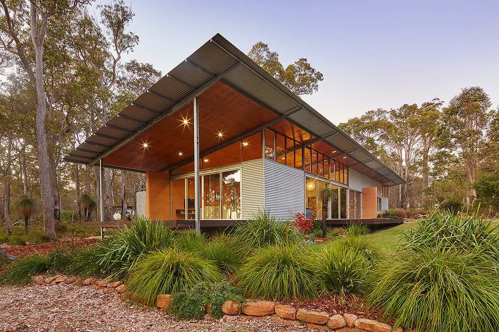 Contemporary Bush House - Australia - Archterra Architects - exterior