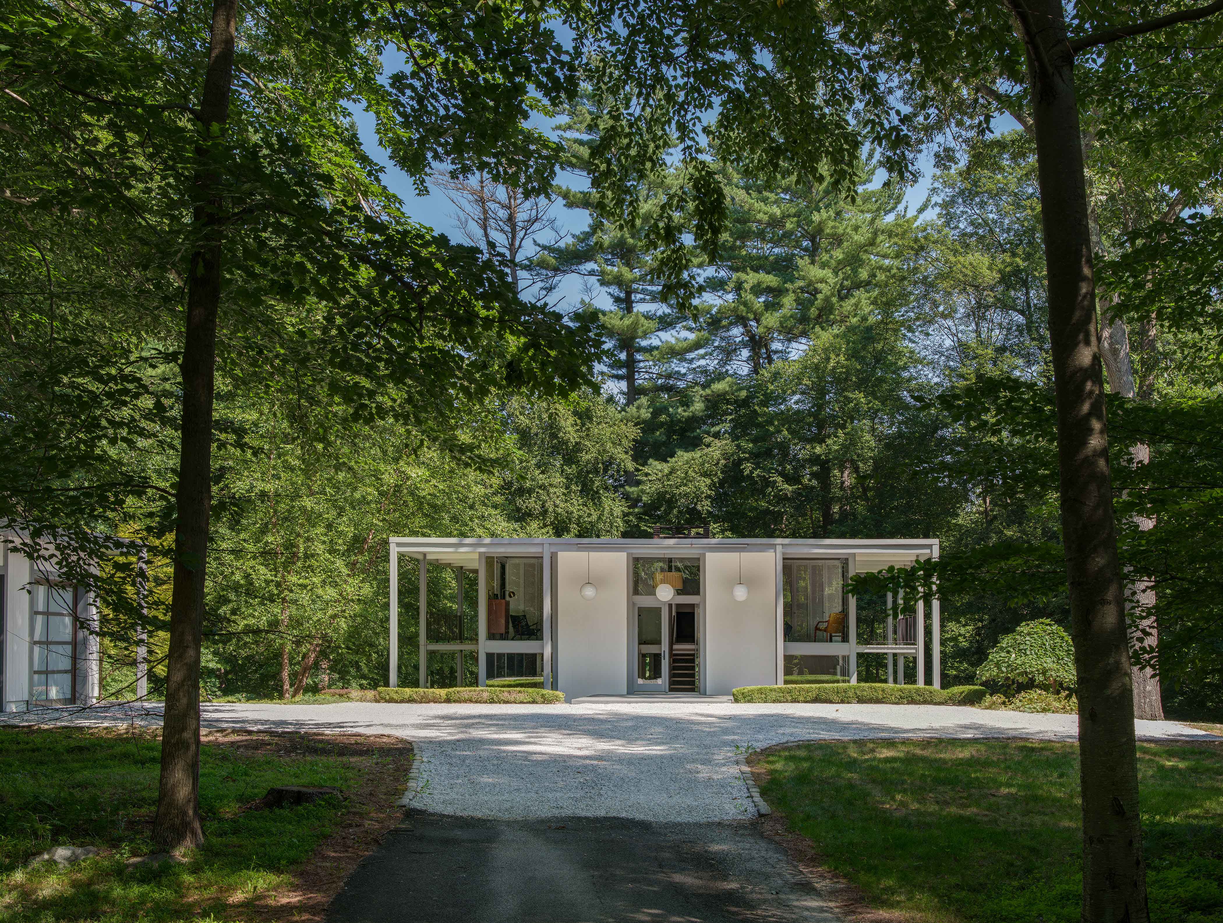 DeSilver House - John Black Lee - New Canaan - exterior front