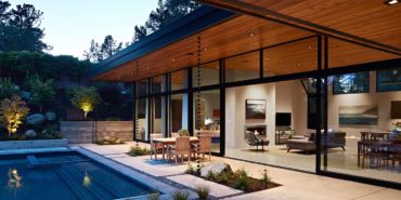 Klopf Architecture - Glass Wall House - pool