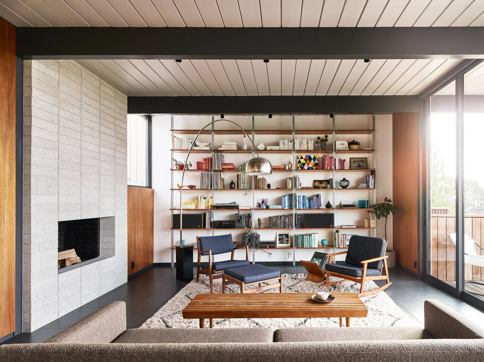 Eichler house renovatiom - Michael Hennessey - living room